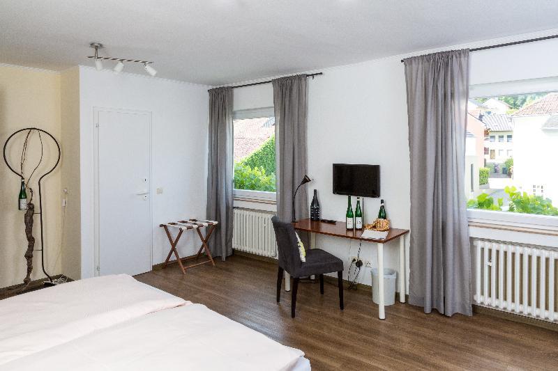 Weinhotel Ayler Kupp Bagian luar foto